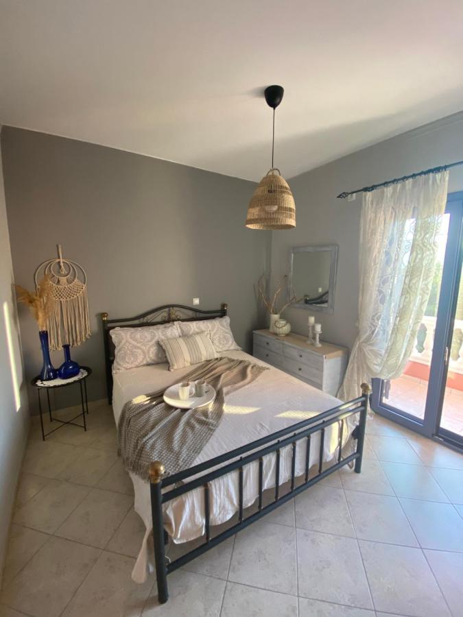 Ostraco Suite 2 Нафпактос Экстерьер фото